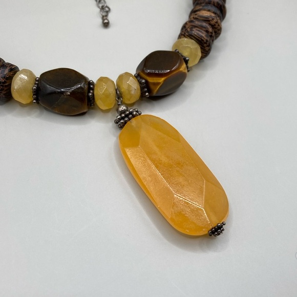 Silpada Honey Jade Pendant Necklace - Picture 4 of 11